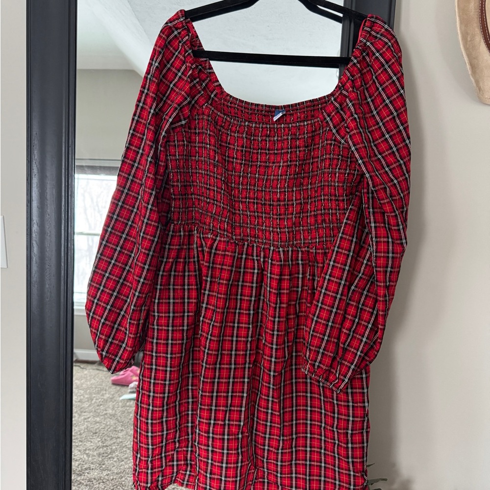 Old Navy Red and Black Plaid Dress